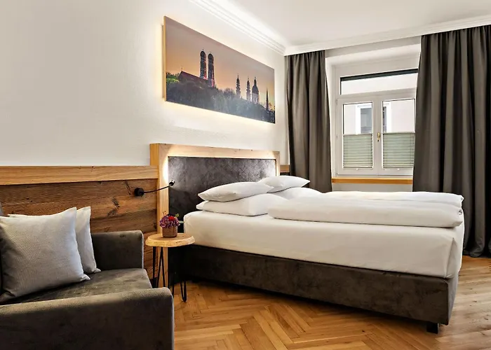 Alpen Hotel München